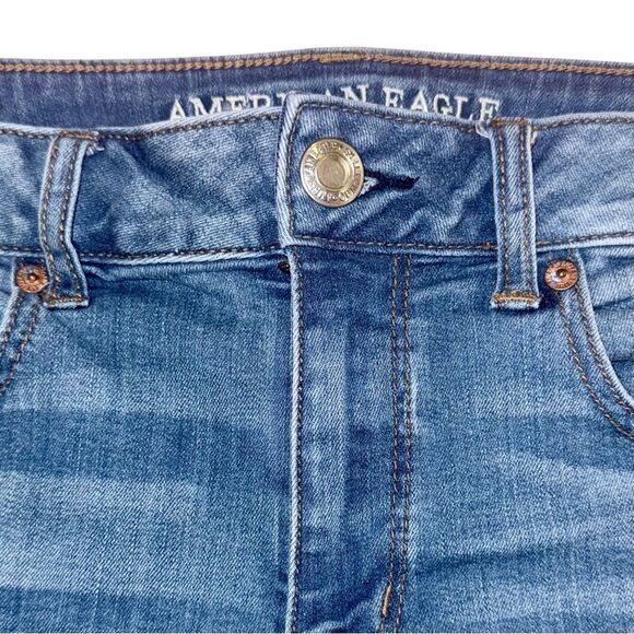 American Eagle Outfitters Low Rise Super Stretch Cutoff Jean Shorts Denim Sz 12 - Picture 2 of 11
